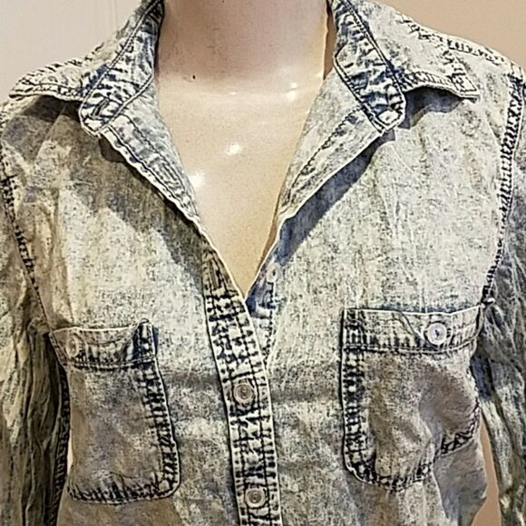 Denim long sleeves jean Shirt size small - Picture 3 of 6